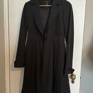 ARDEN B - new condition dress pleated coat